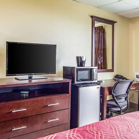 Econo Lodge Newport Exteriér fotografie