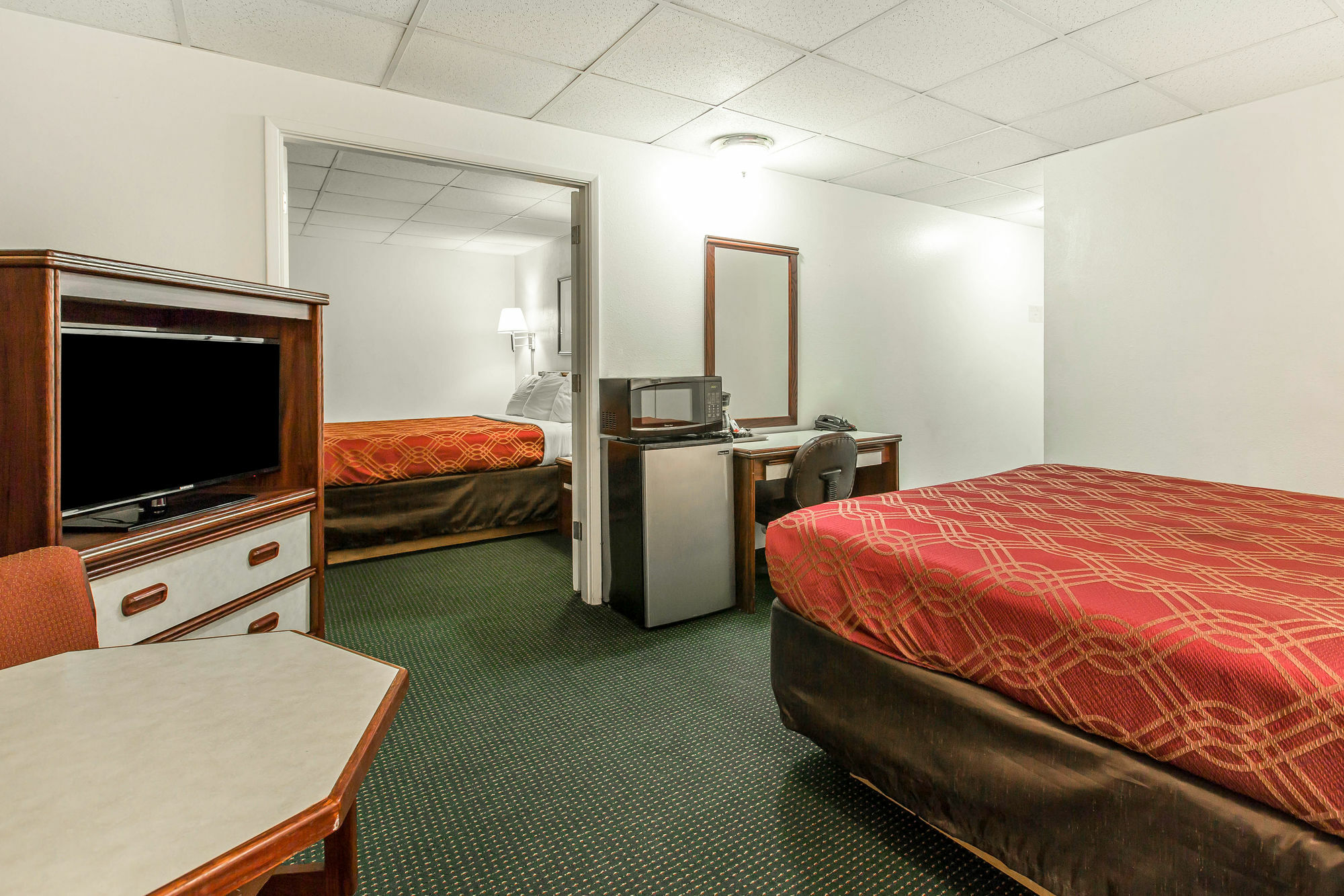Econo Lodge Newport Exteriér fotografie